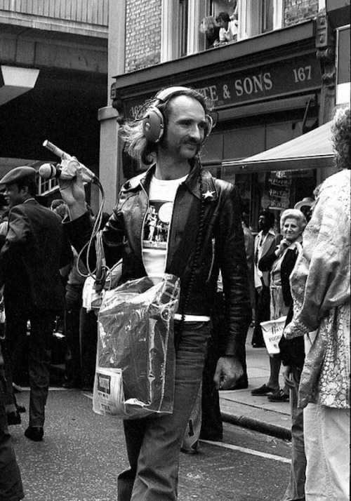 moredarkthanshark:  RIP Holger Czukay