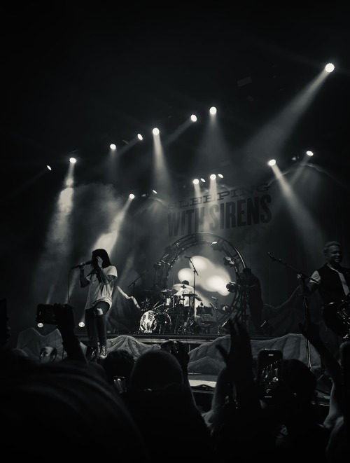 Photo I Took At The Sws Concert The Other Night /\