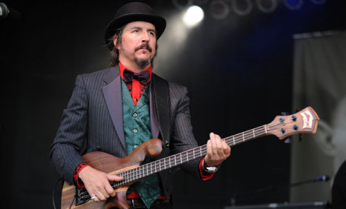 acey68: Happy 51st Birthday to the best Bass player alive, Les Claypool