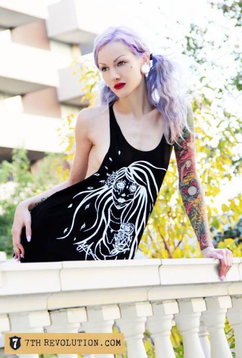  Siara Gray 
