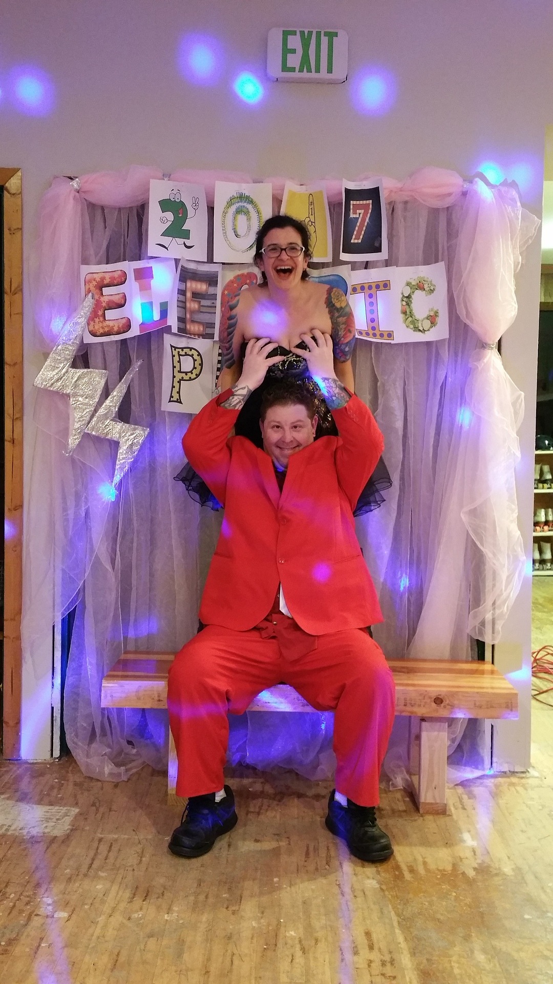 skella-whore:  Prom was so silly and fun! This was the first time that evil-sin’s