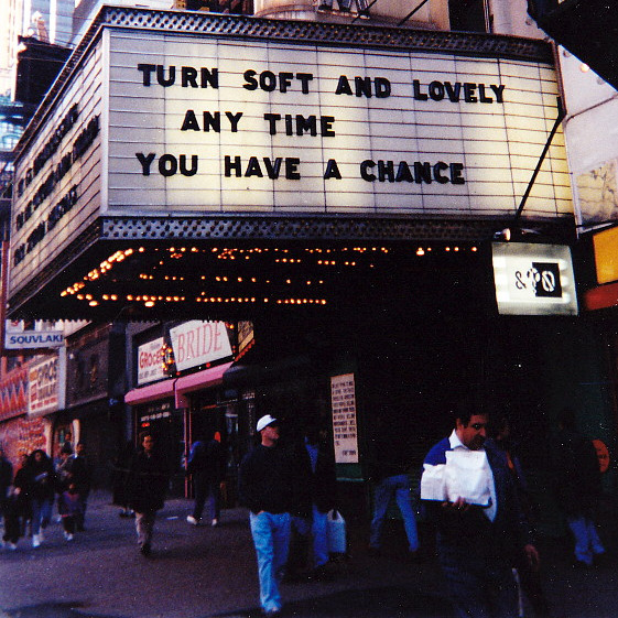 kateoplis:  Jenny Holzer | Mine 