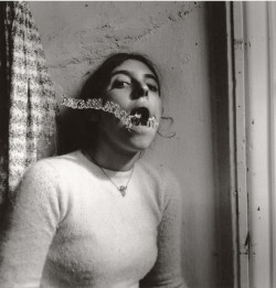 mementomoriiv:  Francesca Woodman - Self