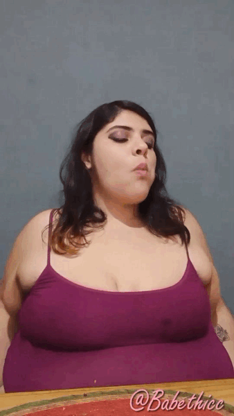 babeethicc:new video! 🙃​ ✨ ​Pizza day ✨  ​