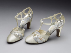 omgthatdress:  Wedding Shoes 1935 The Victoria &amp; Albert Museum 