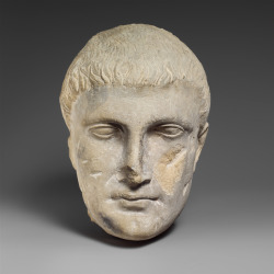 met-greekroman-art: Limestone male head,