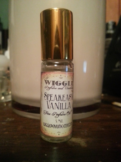 Speakeasy Vanilla Oil by WigglePerfume This fragrance from the bottle smells pretty much how it does