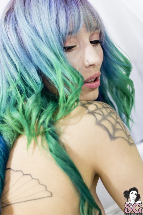 mydumpingspot-girls:  Terrorlydia Suicide