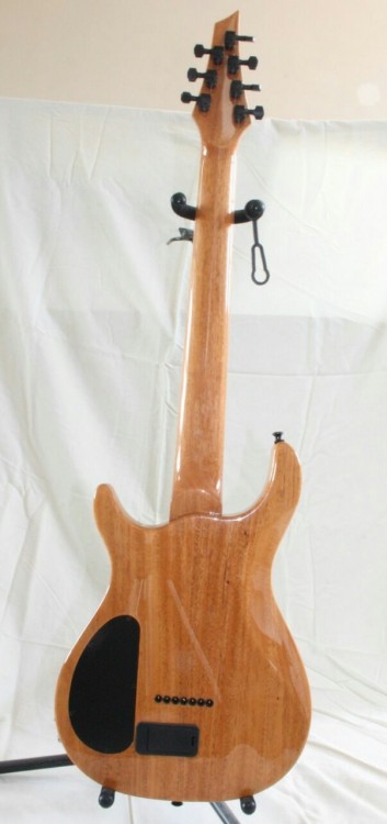 ...........GUITAR:LUST............
