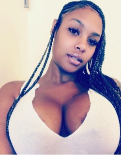 kingjazziedad:  DeliciouslySexy. Curvy. BootiDelicious Mami      Ms PandaSupreme ❤️ ❤️ ❤️