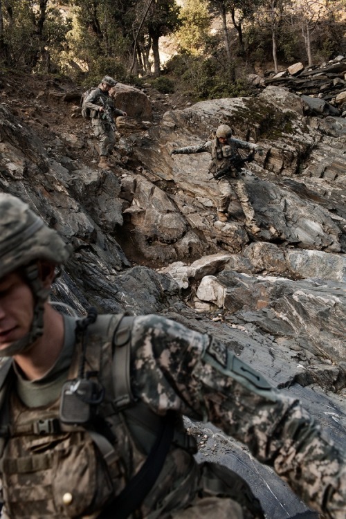 majorleagueinfidel:  US Army soldiers serving in the Korengal Valley of Afghanistan’s Kunar Province. Images by Adam Ferguson. 