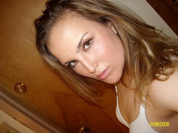 mymarinemind:    This is just a hint at the super sexy military women at www.mymarinemind.com