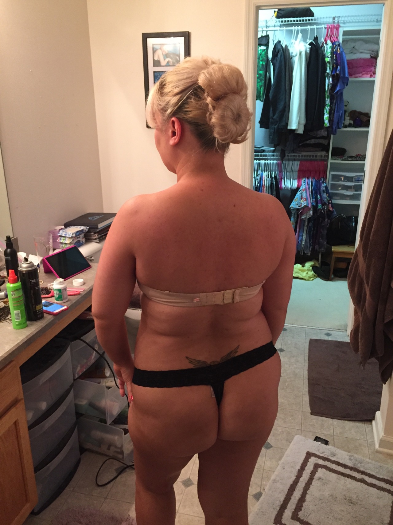 kbhotwife:  Me in all my sexiness