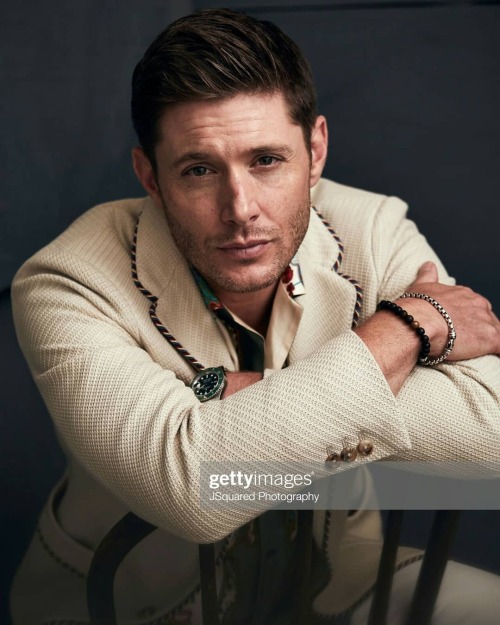 Breath In...look At Those Pics...breath Out...and Die Cause It's So HAAAAAWWWWT