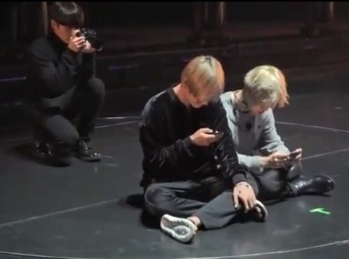 JUNGKOOK : A Vmin Shipper 😏💜