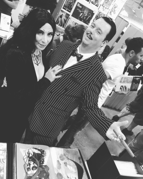 Relationship goals #morticiaaddams #gomezandmorticia #gomezaddams #dragoncon (at Dragon*Con)