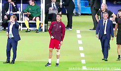 madridistaforever - EURO 2016 - Cristiano Ronaldo, the manager...