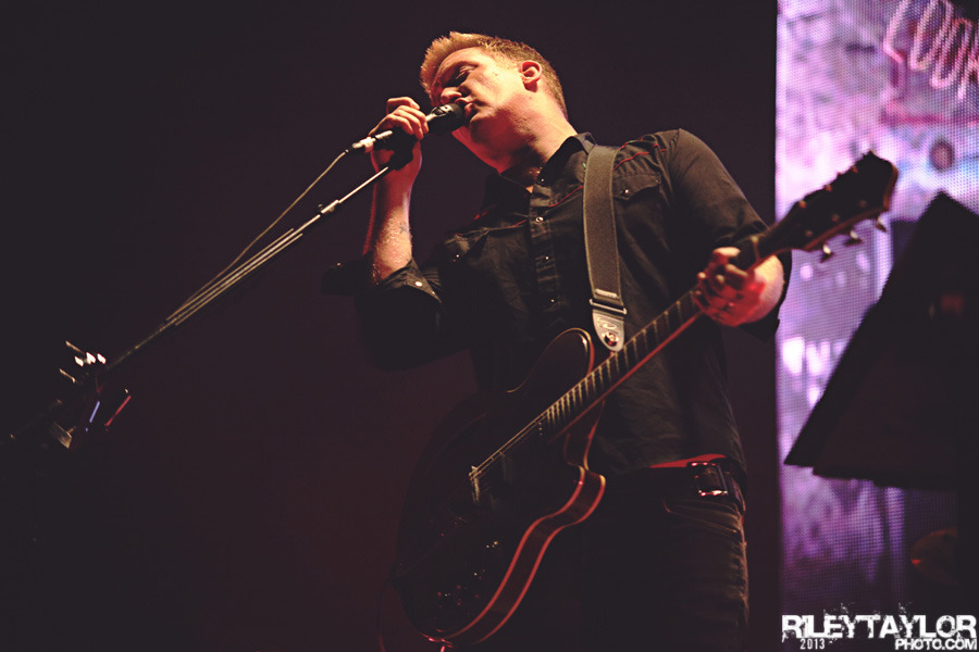 rileyshootspeople:  Queens of the Stone Age | Air Canada Centre | September 10, 2013