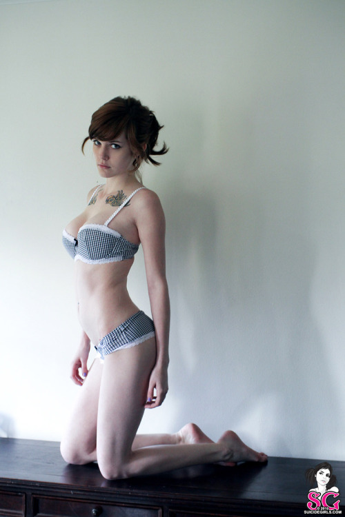 suicidegirlsalbum:  Levee Suicide - Ring Ring: 43 images