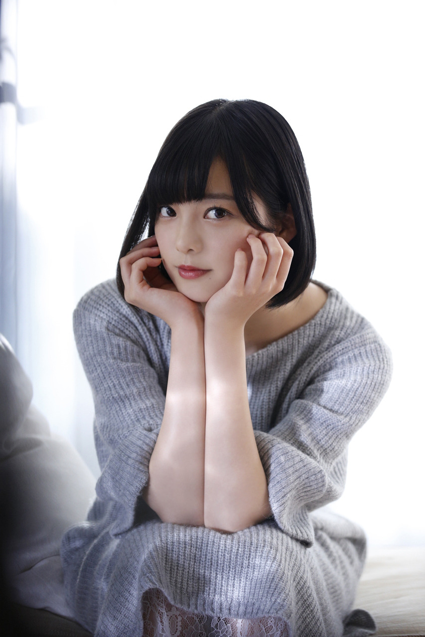yic17:    Hirate Yurina (Keyakizaka46) | Hustle Press 2016.11.22 #2 