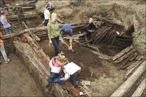 Excavationsin a 16th-centuryTara house (Omsk Oblast, Siberia).Tarawas founded in 1594 as a military 