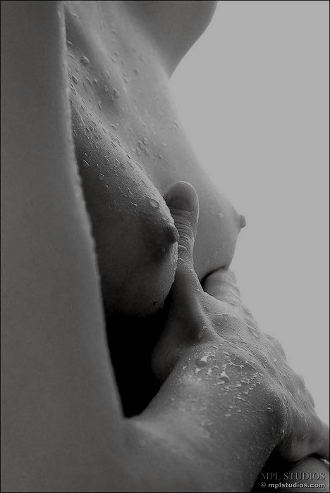 sexxy-scarlet:  . 