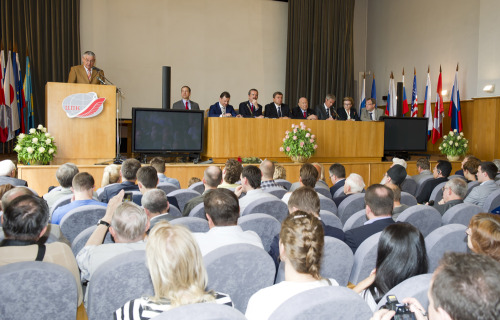 fyeahcosmonauts: Last Friday, the crew of Soyuz TMA-07M were formally welcomed back to earth in Star