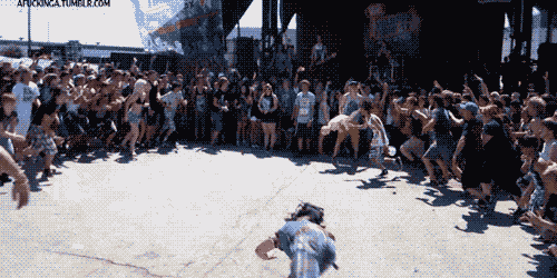 thisbandismymuse:  when in doubt mosh it out 