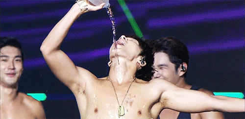 chinseol: ಥ⌣ಥ watch me burn dis water 