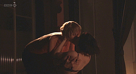 lesbiansilk:  Lip Service (2010) - s01e06 - Laura Fraser & Ruta Gedmintas (IMDB) (part 3)  Matt’