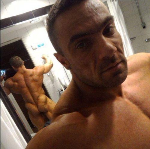 Heres A Tribute To The Many Nude-in-the-bathroom Selfies Of The Amazing Tomas Kaspar. Hes So Incredibly