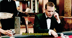 museelo:suits meme:two otps - [½] → harvey x donna