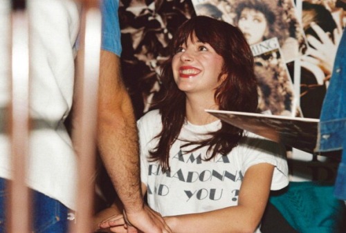 retroetic: I am a primadonna and you?Kate Bush at an album signing in London for The Dreaming (1982)