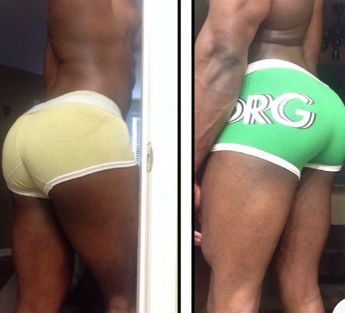 blkundies:  Big dude  Yes mm