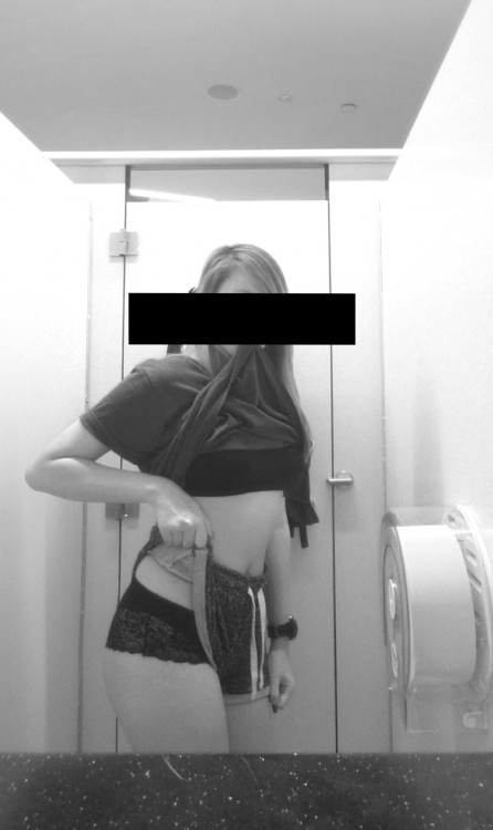 clarieintimates: Back to share something with you guys! Went to school happily in my new comfy short