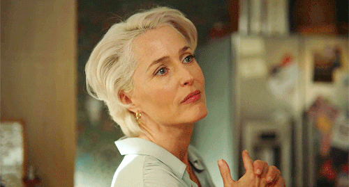 qilliananderson: Gillian Anderson as Jean Milburn in SEX EDUCATION (1x02).