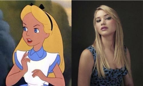theperfectjenniferlawrence:  convinced that Jen wants to be a Disney character 