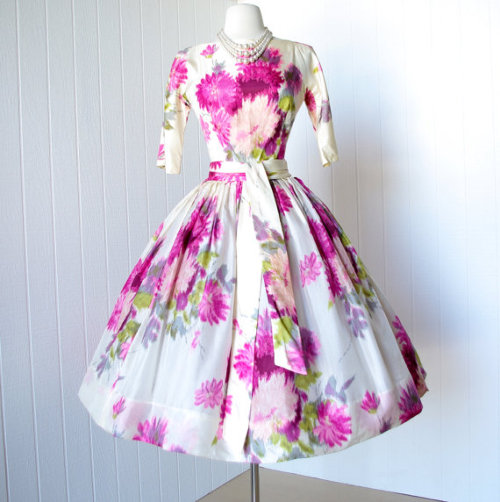retro-girl811:  Floral Cocktail Dresses  So many choices for my new spring dress&hellip;..