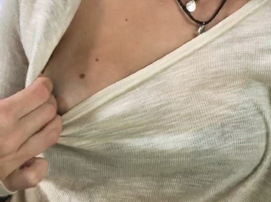 Lena Meyer-Landrut Leaked Nipple Slip Selfie Video  (more…)View On WordPress