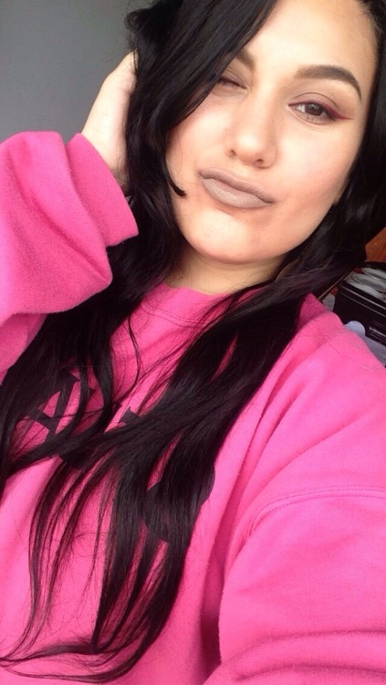 latinxlibra:  Posh spice and burgundy eyeliner is my new signature look | IG: latinxlibra 