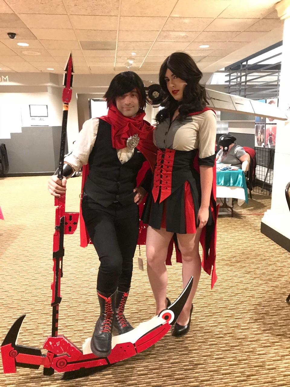 heartlessaquarius: Color schemes run in the family  Qrow Branwen: Me Ruby Rose: Xiled
