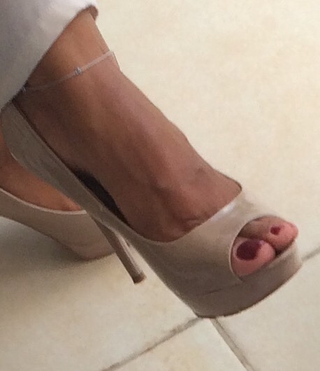 pnkpnthrx: Close up for toe lickers…. Delightful?