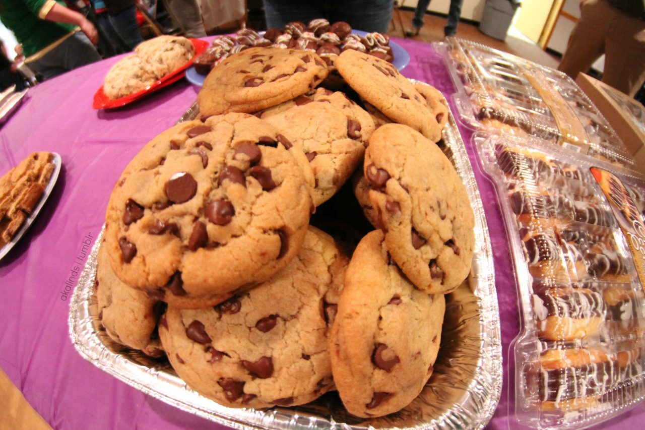 akalinds:   biG COOKIES  