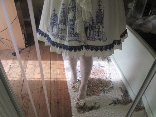 lolitamoitie: outfit moi meme moitie jsk church gate hyper rare white x blue (selling) moi meme moit