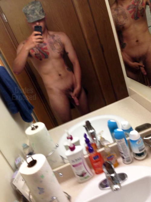 Porn dudes-exposed:  Dudes Exposed Exclusive: photos