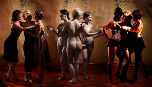 vivianvandamm:  Three Times Three GracesPhotograph by Terry Johnsonhttp://www.modelmayhem.com/702018