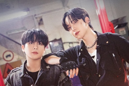 I Wanna Write A 2ho Drabble And Their Concept Poster Has Me Thinking Thoughts