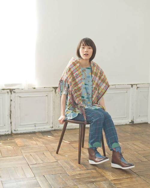 pudding09:  Ne-net　’13-‘14 Autumn/Winter Image　能年玲奈 　※掲載画像はコレクションブックの内容とは異なります 