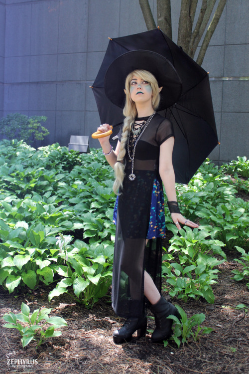 &ldquo;Bad news, compadres, this place is magic as hell&rdquo; Taako - KatieBug CosplayPhoto