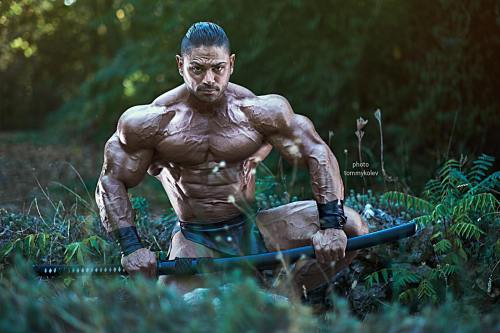 sannong:  Dobri Delev -  Fuck! So much hard, ridged, sharpened steel in this pictures…. 